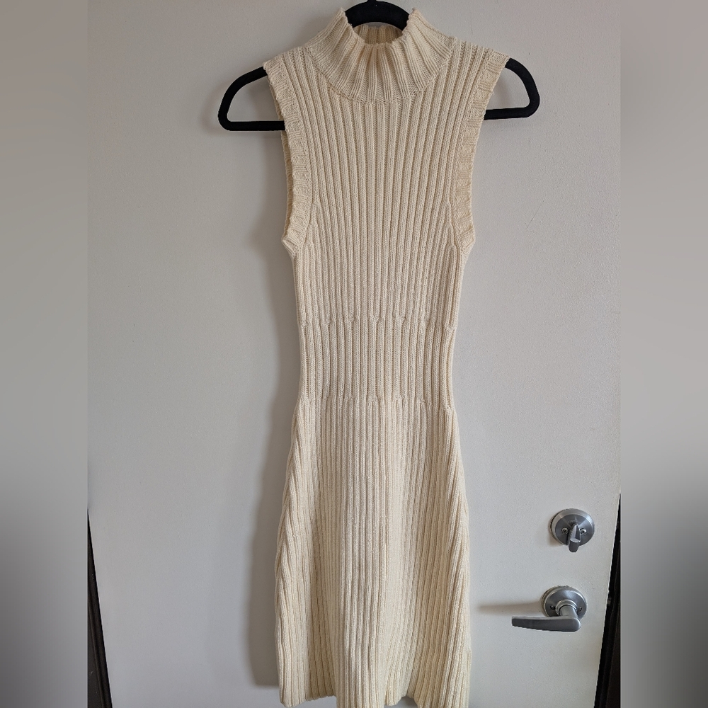 Moda Cream Ribbed Knit Midi Dress